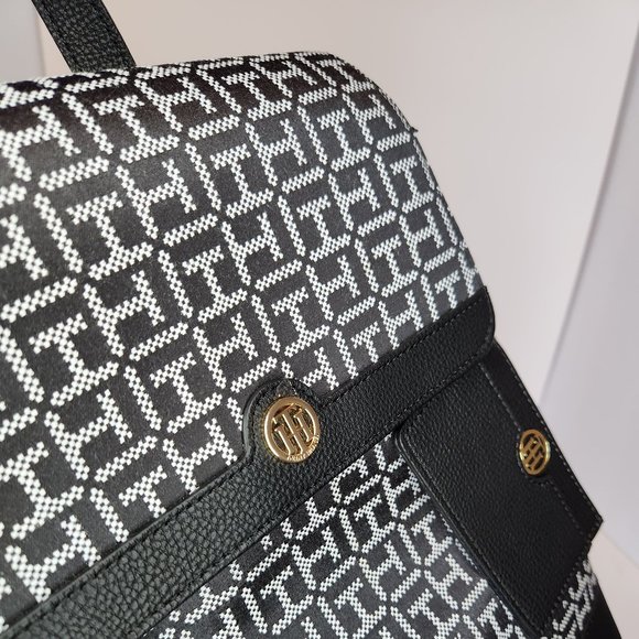 Tommy Hilfiger Large Black Jacquard Backpack with Detachable Card Holder - NWT main image 4